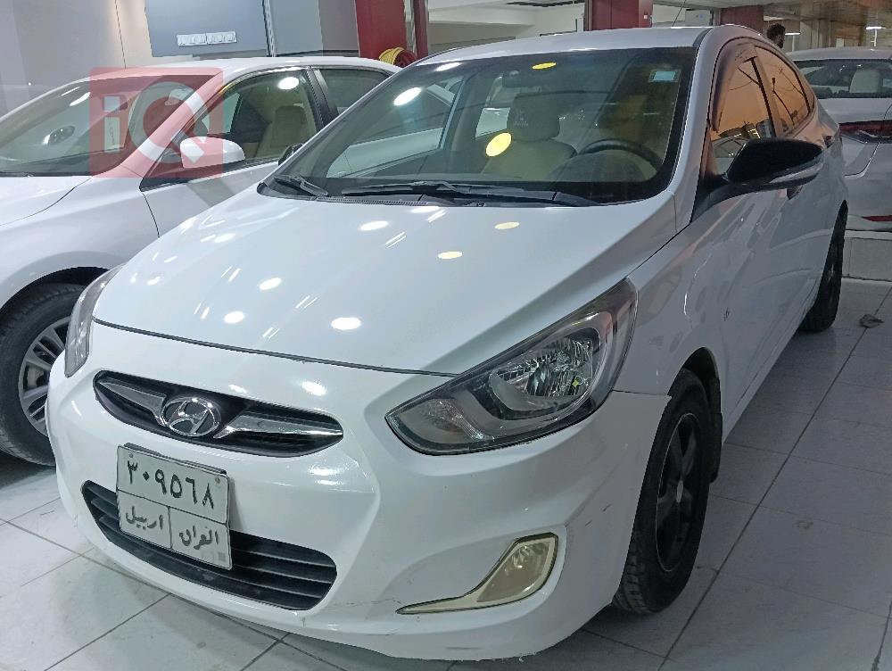 هیوندای ئەکسنت
